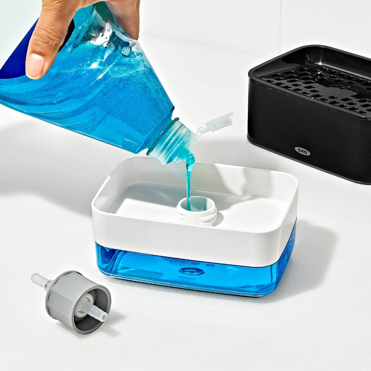 soap-dispensing-sponge-holder-l4 gg_12426800_soap-dispensing-sponge-holder_pdp_05.jpeg