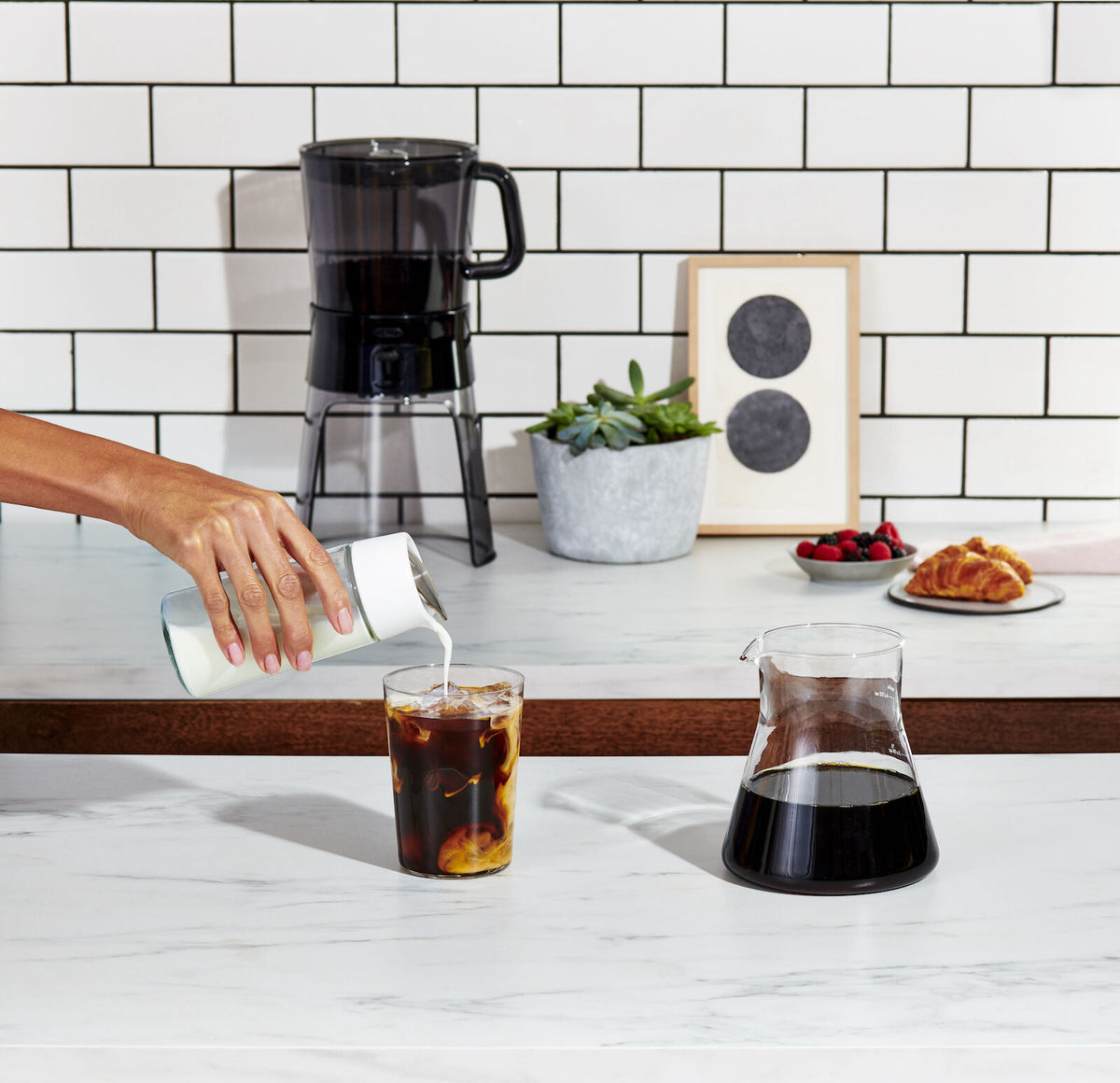 cold-brew-coffee-maker-j4 gg_1272880_9c.jpg