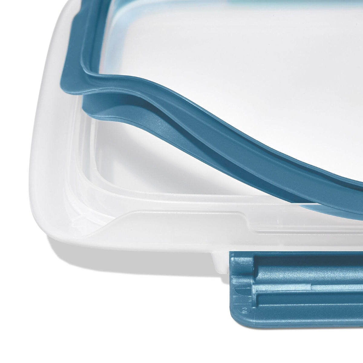 prep-and-go-salad-container-q3 oxo_prepgo_feature_pdp_03_5_.jpeg
