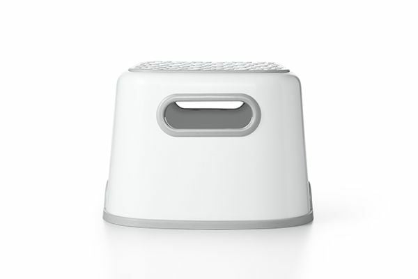 step-stool-gray-x0 tot_63116500_3b.jpg