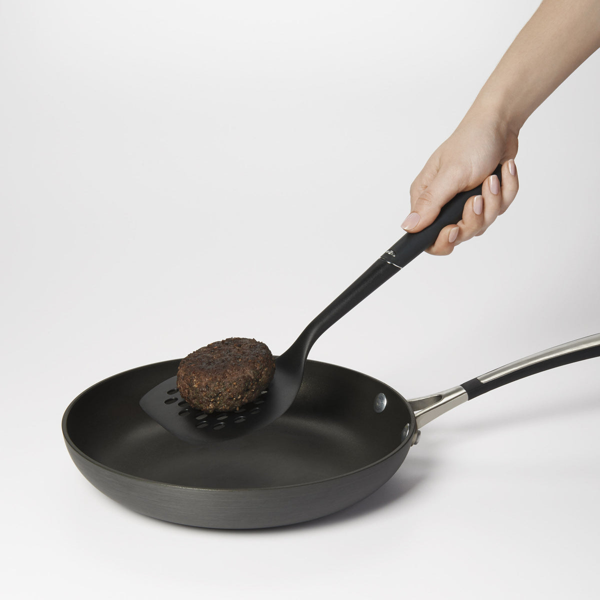 nylon-round-turner-c6 1190200_4_nylon_round_turner.jpg
