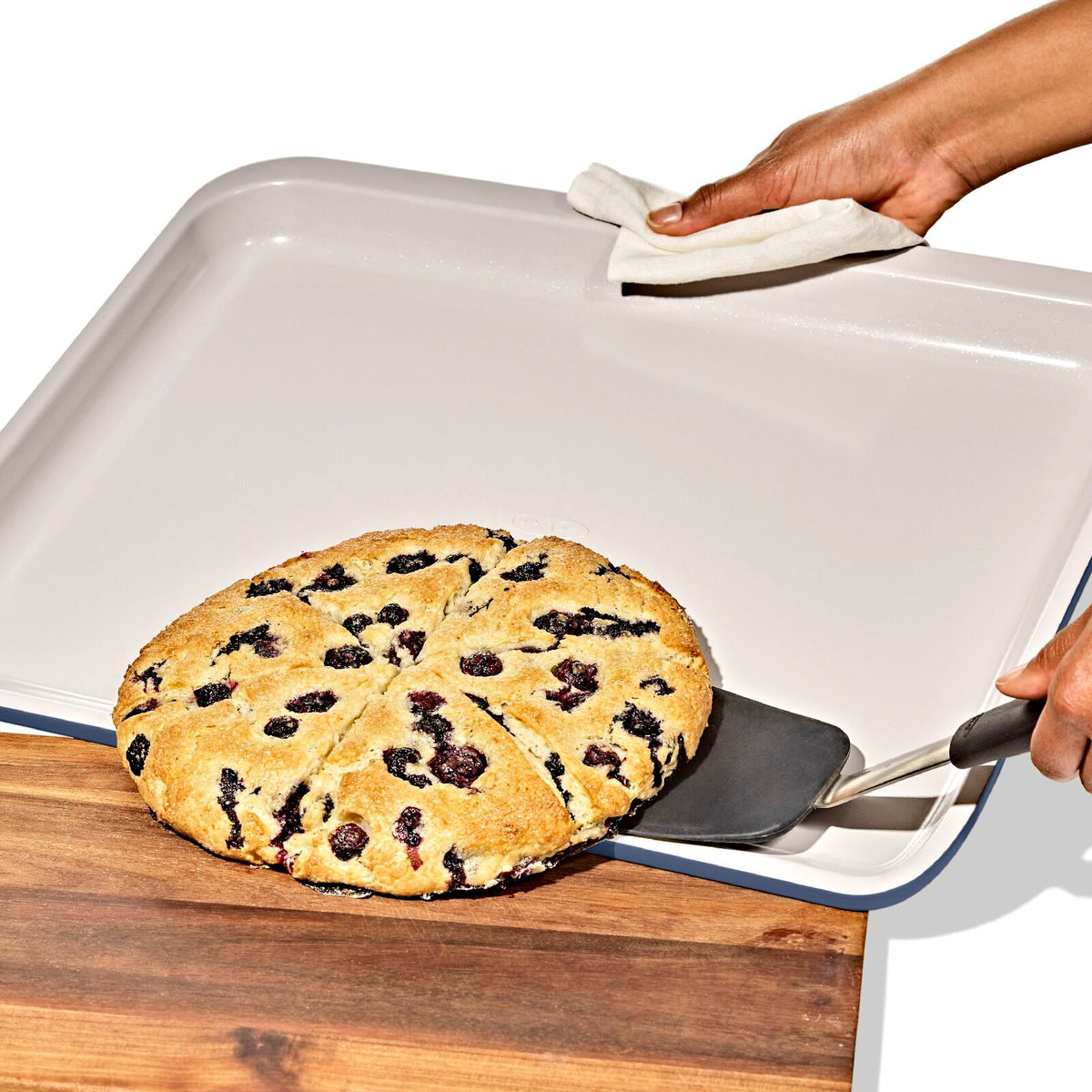 non-stick-pro-ceramic-coated-metal-bakeware-cookie-sheet-storm-blue-u4 76ddc657-cade-47d6-9f54-8979b35a8996_1.jpeg