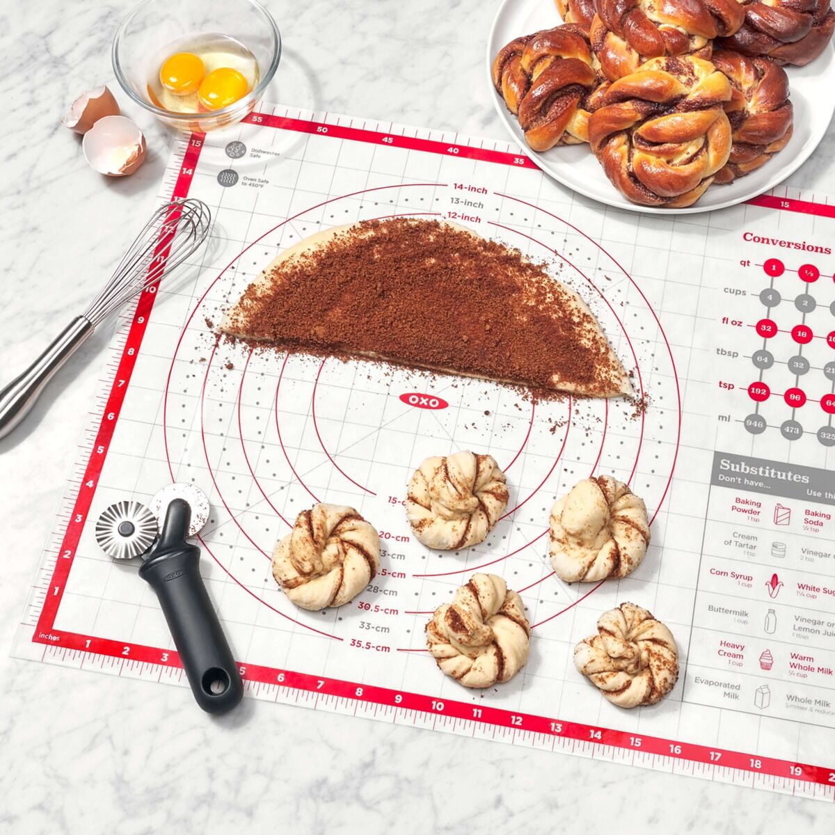 oxo-silicone-pastry-mat-h7 gg_11211300_9c_1_.jpg