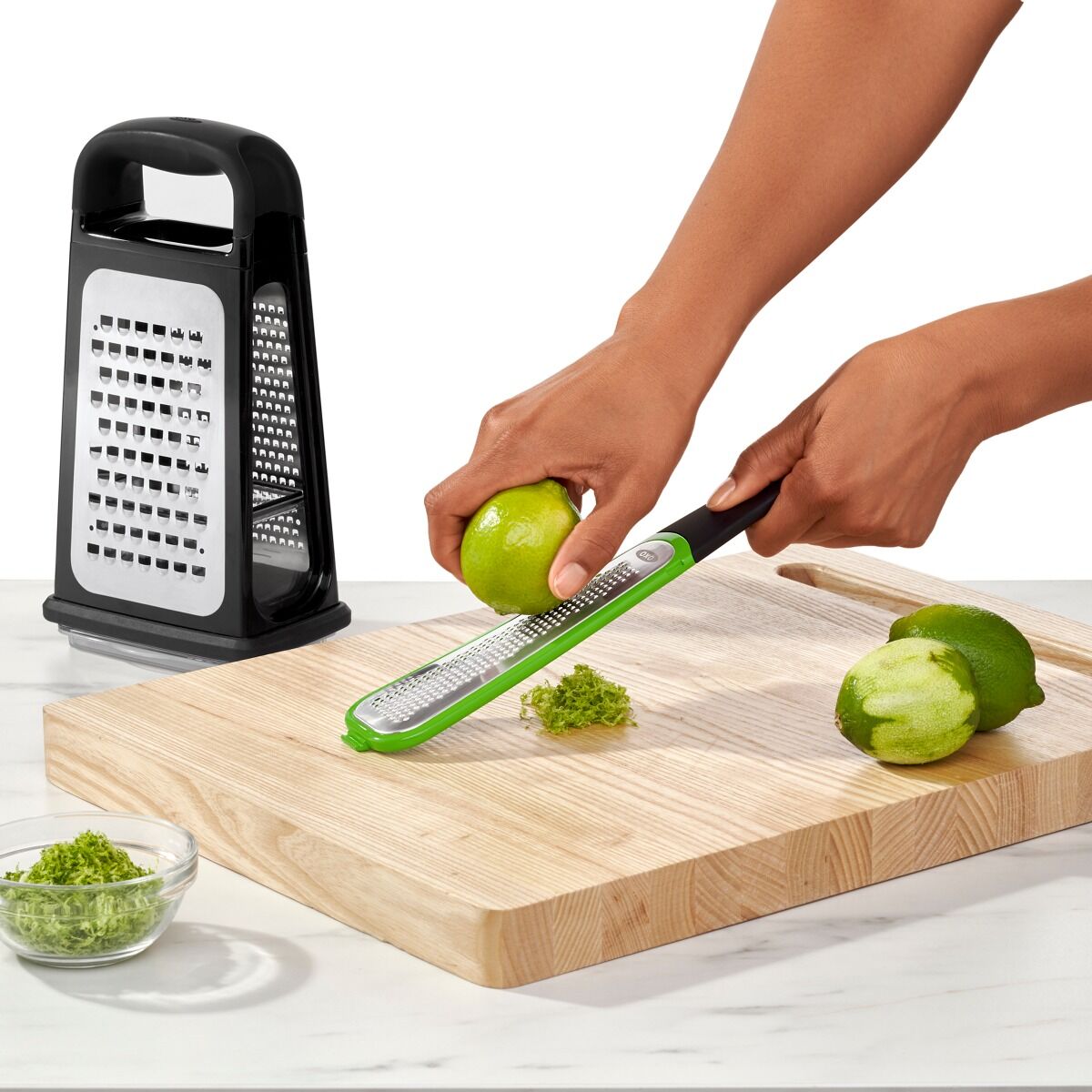 etched-box-grater-with-removable-zester-e7 gg_11231700_4a.jpg