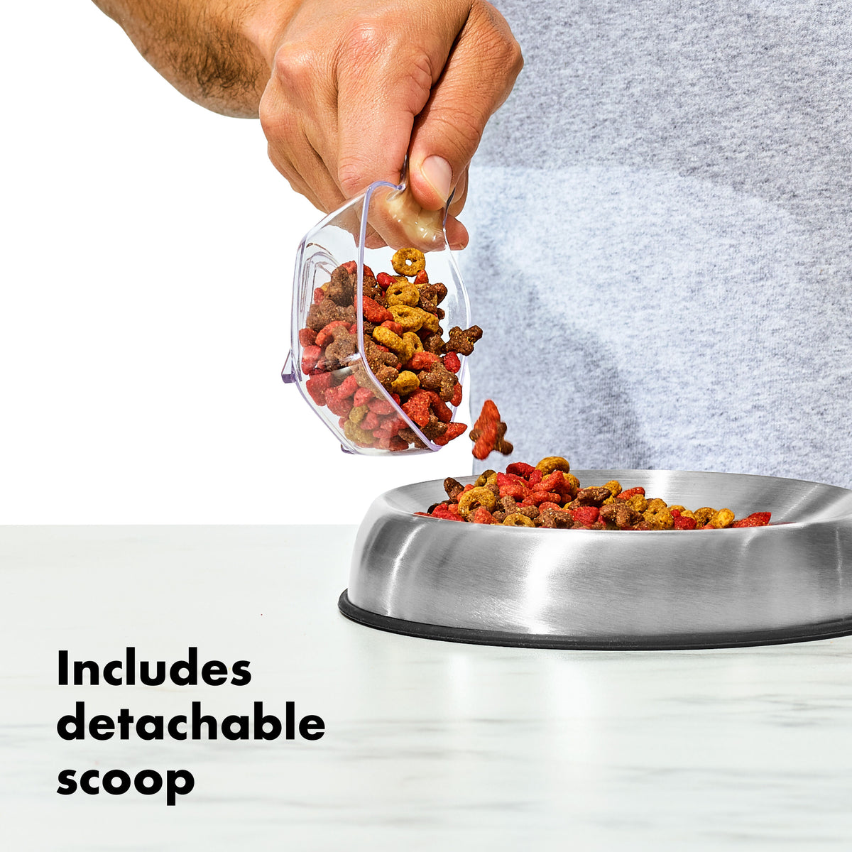 oxo-good-grips-pet-pop-container-4-4-qt-4-2-l-with-scoop-r9 gg_11332700_8b.jpg