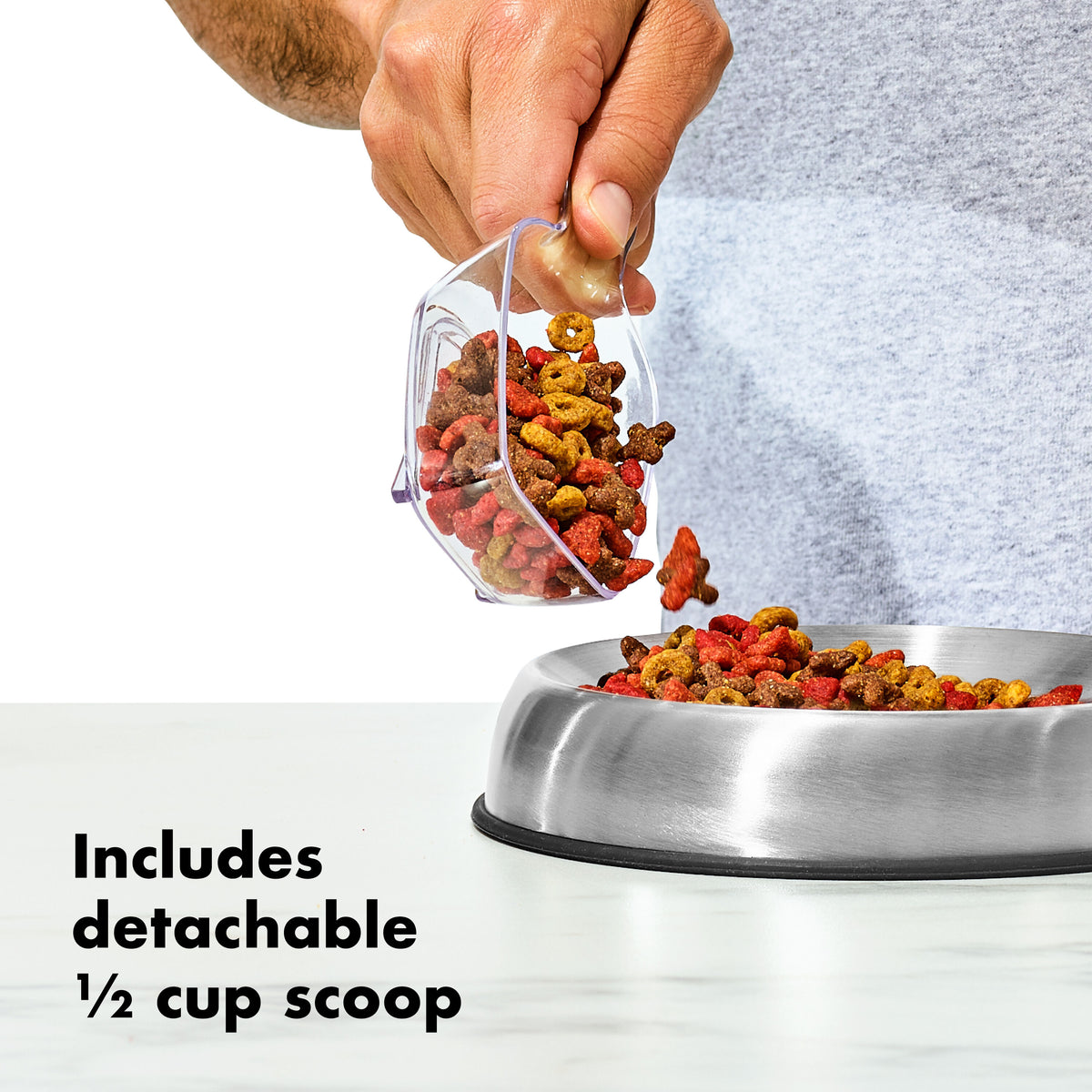 oxo-good-grips-pet-pop-container-6-0-qt-5-7-l-with-half-scoop-n3 gg_11332800_8b_1_.jpg