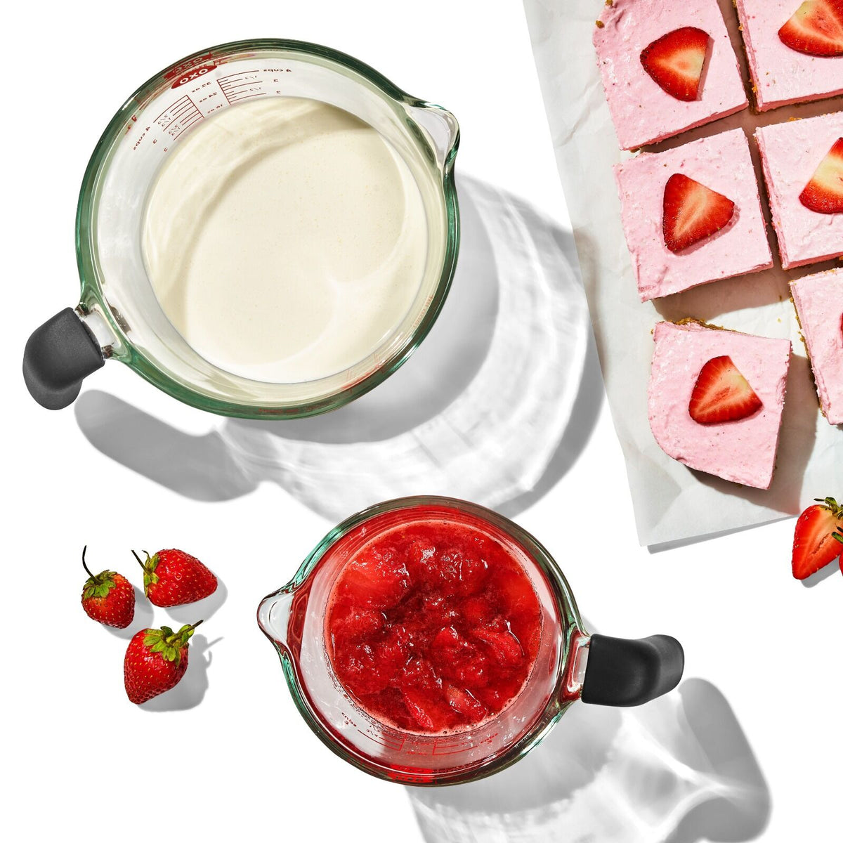 4-cup-glass-measuring-cup-a5 gg_11382000_4cupglassmeasuringcup_pdp_05.jpg