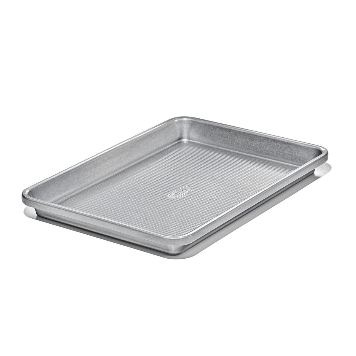 non-stick-pro-clear-coated-quarter-sheet-pan-h0 gg_11434900_quarter-sheet-pan_pdp_04.jpeg
