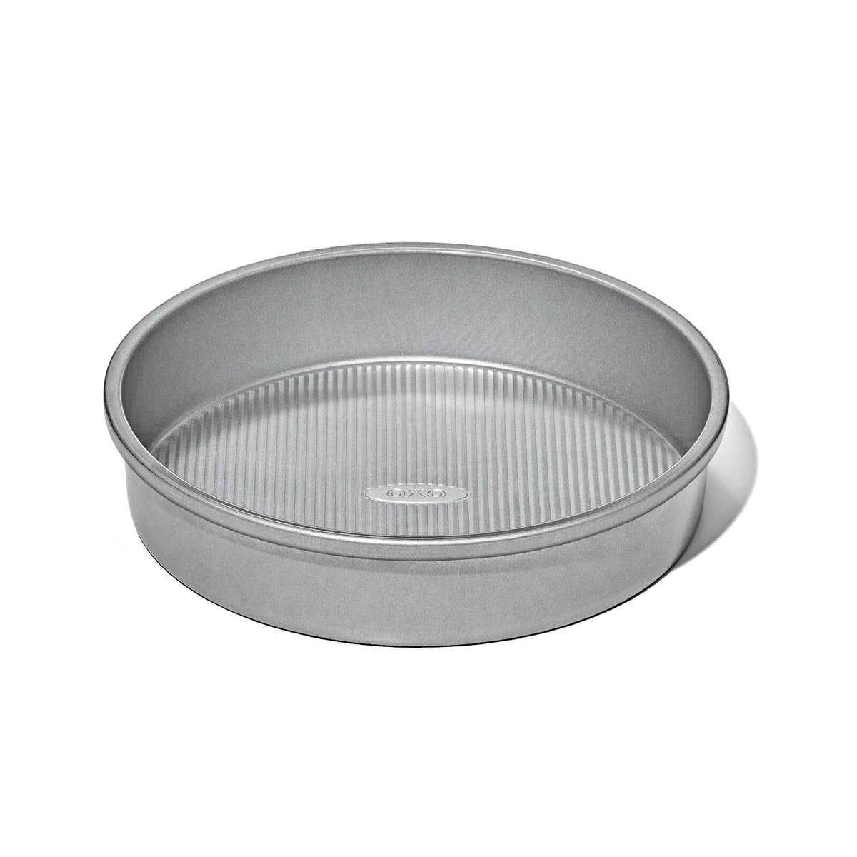 non-stick-pro-clear-coated-9in-round-cake-pan-b7 gg_11435100_9in-round-cake-pan_apdp_00_main.jpeg