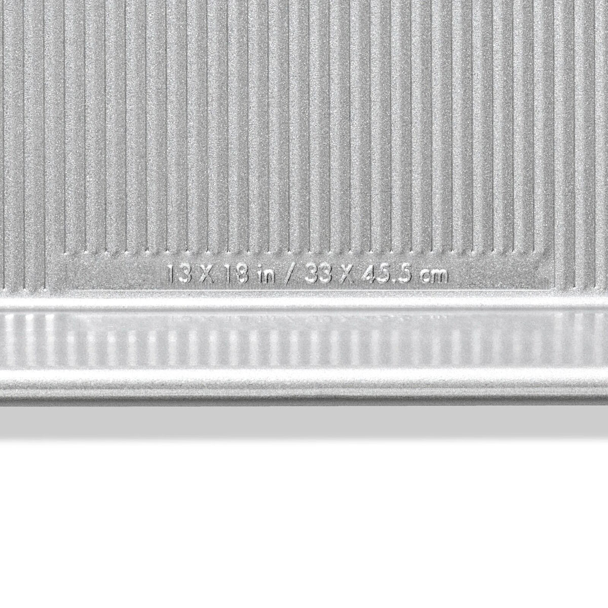 non-stick-pro-clear-coated-half-sheet-pan-f4 gg_11435300_half-sheet-pan_pdp_05.jpeg