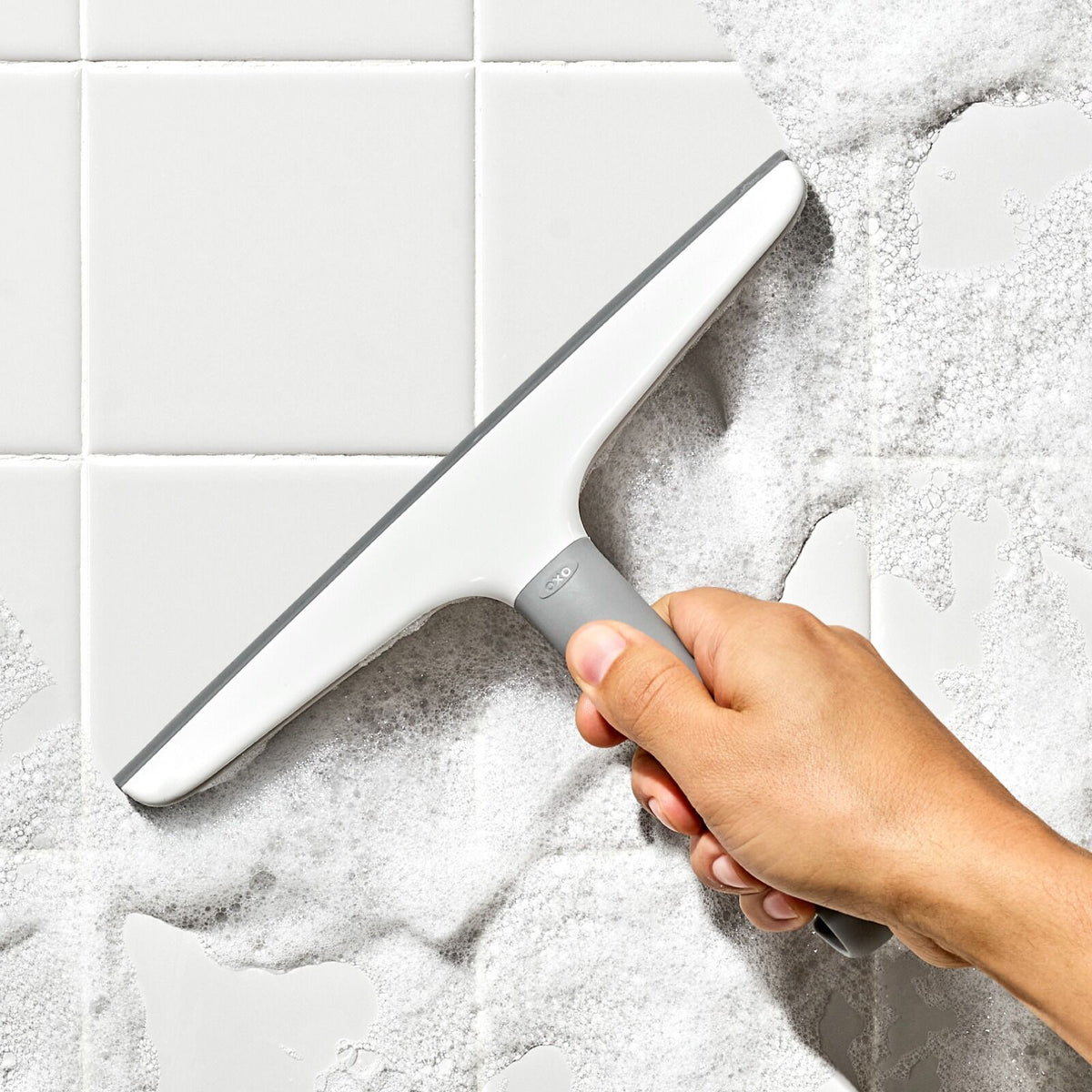 multi-use-squeegee-with-hook-h4 gg_12397800_multiusesqueegeehook_pdp_02.jpg
