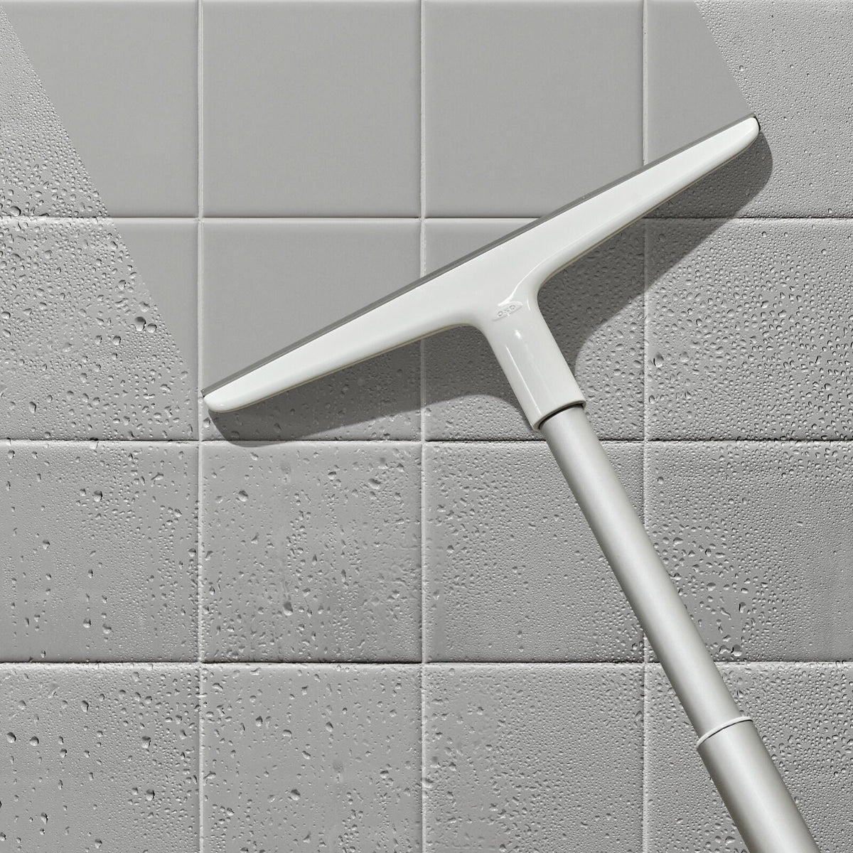 aluminum-extendable-squeegee-a1 gg_12397900_aluminumextsqueegee_pdp_02.jpeg