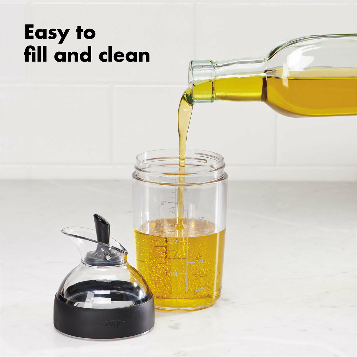 little-salad-dressing-shaker-r7 gg_1268980_8b_1_.jpg