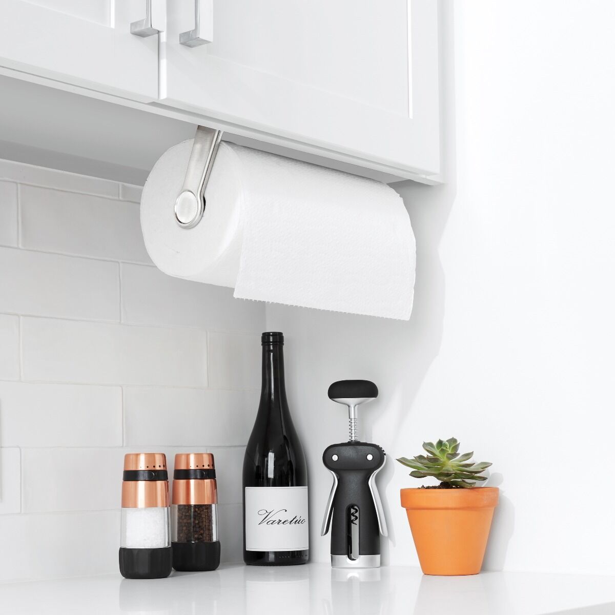 steady-mounted-paper-towel-holder-g3 gg_13245200_9b.jpg