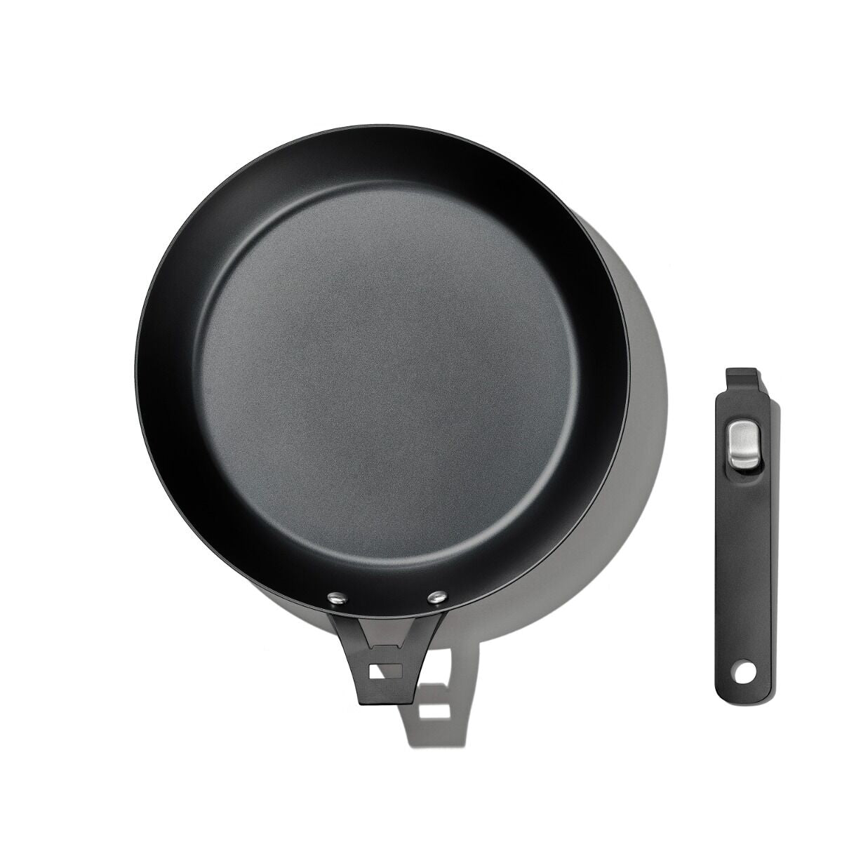 carbon-steel-with-removable-handle-10in-pan-p4 od__2059640001__10incarbonsteelpan_68_rgb.jpg