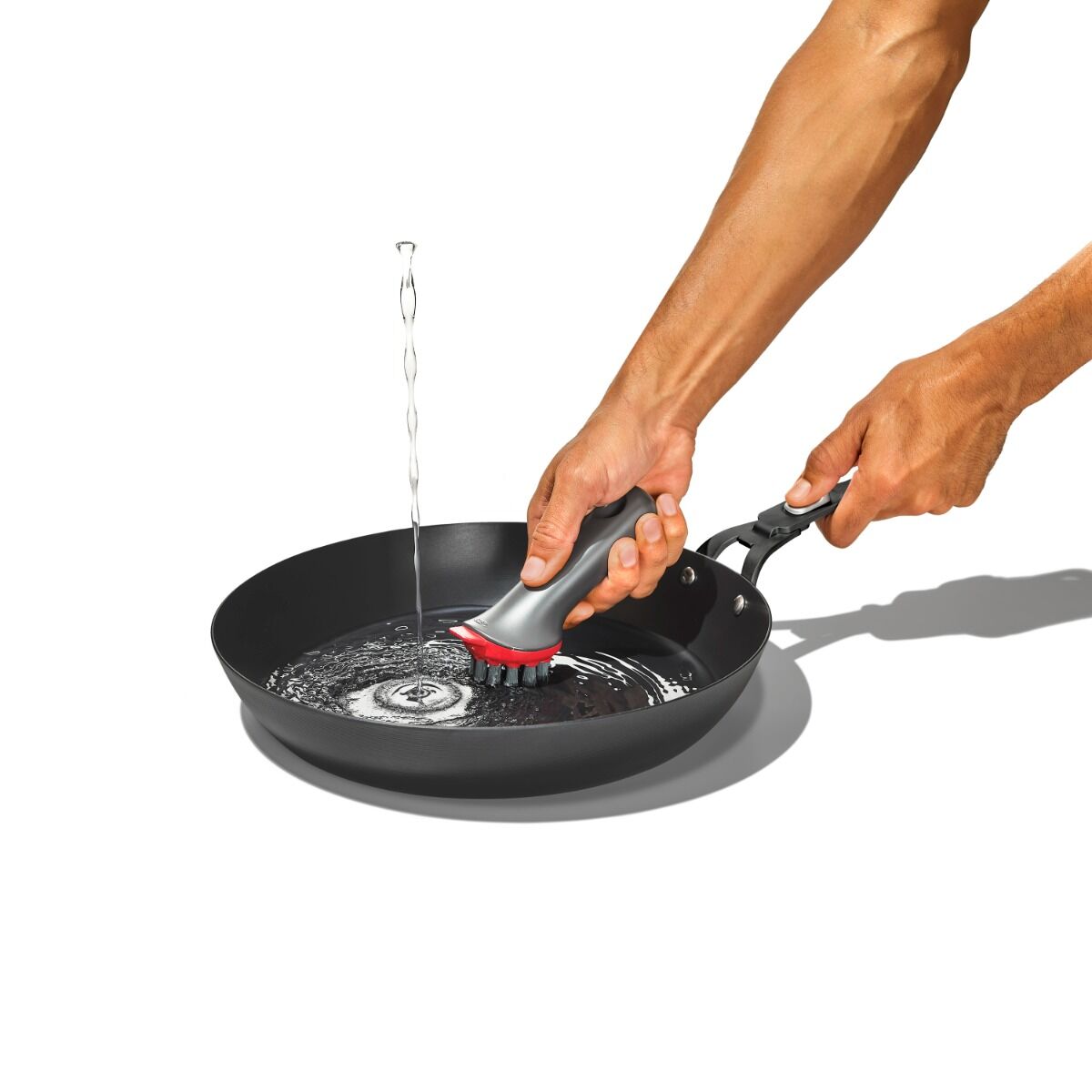 carbon-steel-with-removable-handle-10in-pan-p4 od__2059640001__10incarbonsteelpan_79_p_03_rgb.jpg
