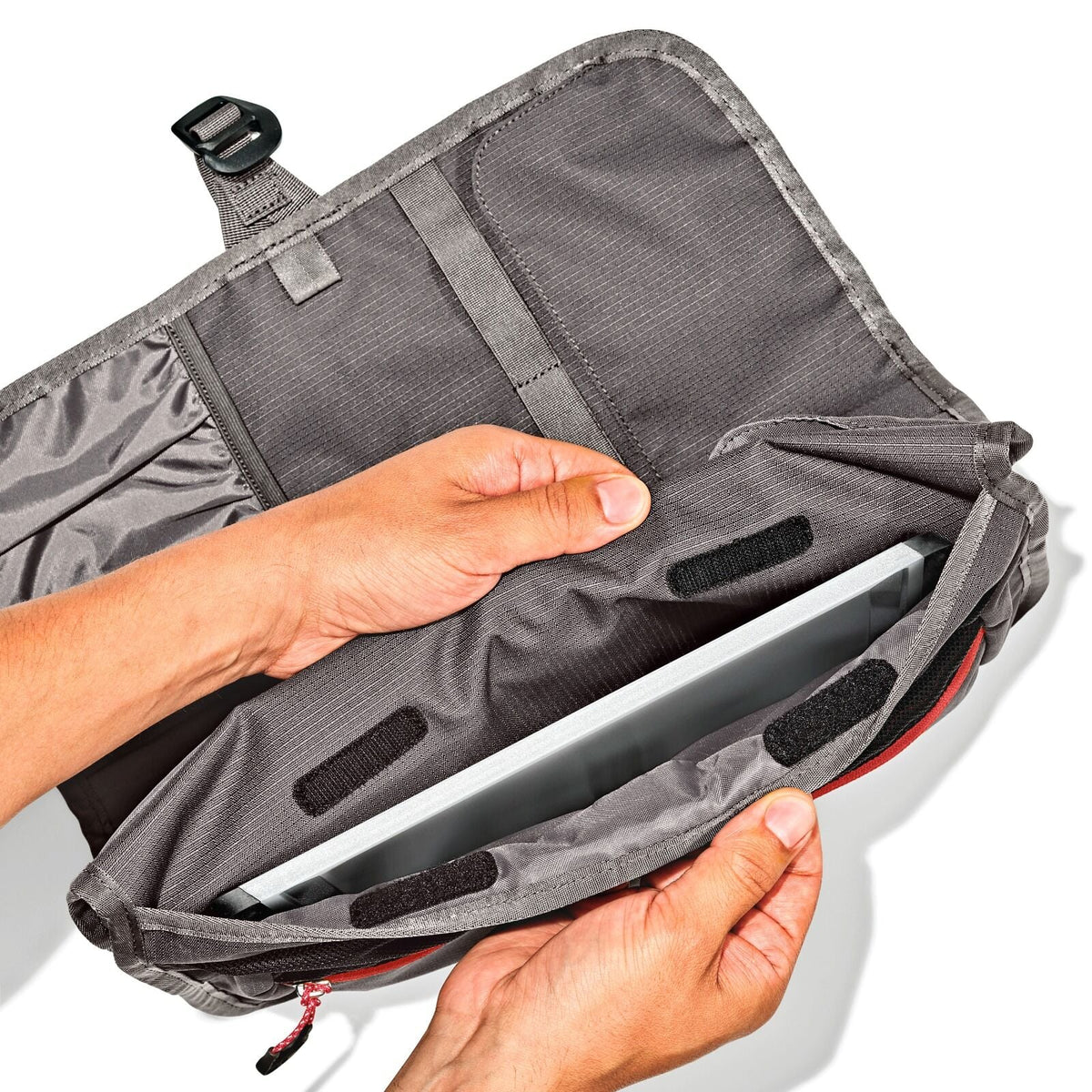 outdoor-camp-kitchen-tool-roll-n7 odr_9113900_campkitchentoolroll_pdp_07.jpeg
