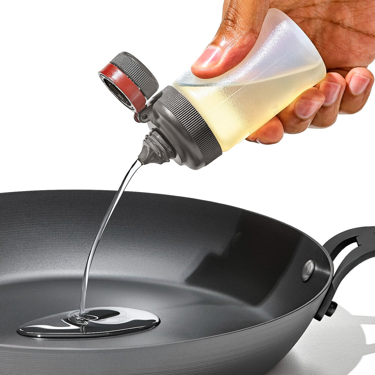 outdoor-7-piece-spice-shaker-and-squeeze-bottle-set-y4 odr_kitchen-prep-spice-sets-condiment_pdp_09.jpeg