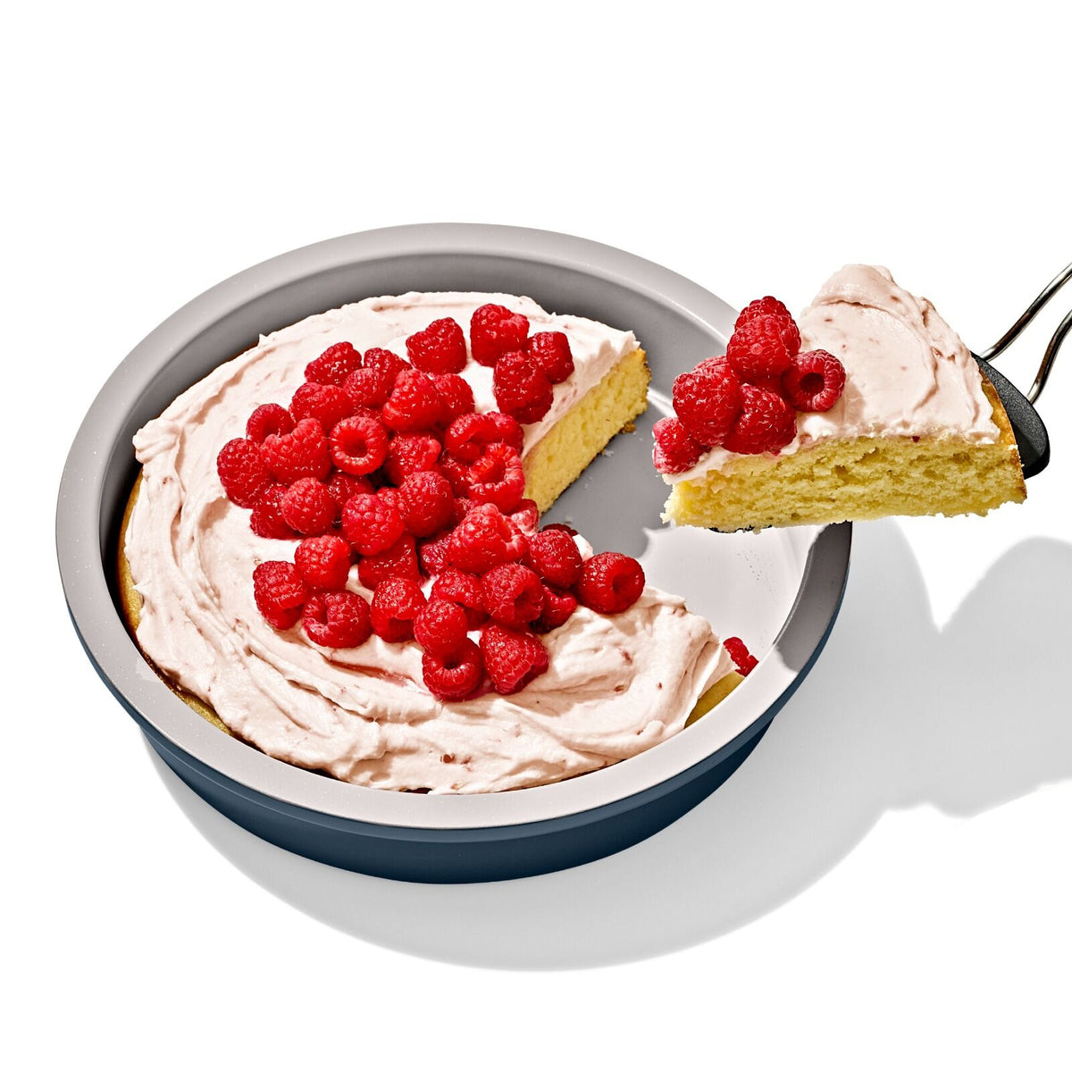 non-stick-pro-ceramic-coated-metal-bakeware-9-round-cake-pan-storm-blue-h0 oxo_11414100_9in-round-cake-pan-stormblue_apdp_03.jpg