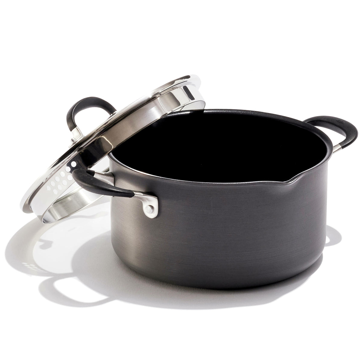 non-stick-6-quart-stock-pot-with-lid-e0 oxo_6qstockpot_product_1_.jpg