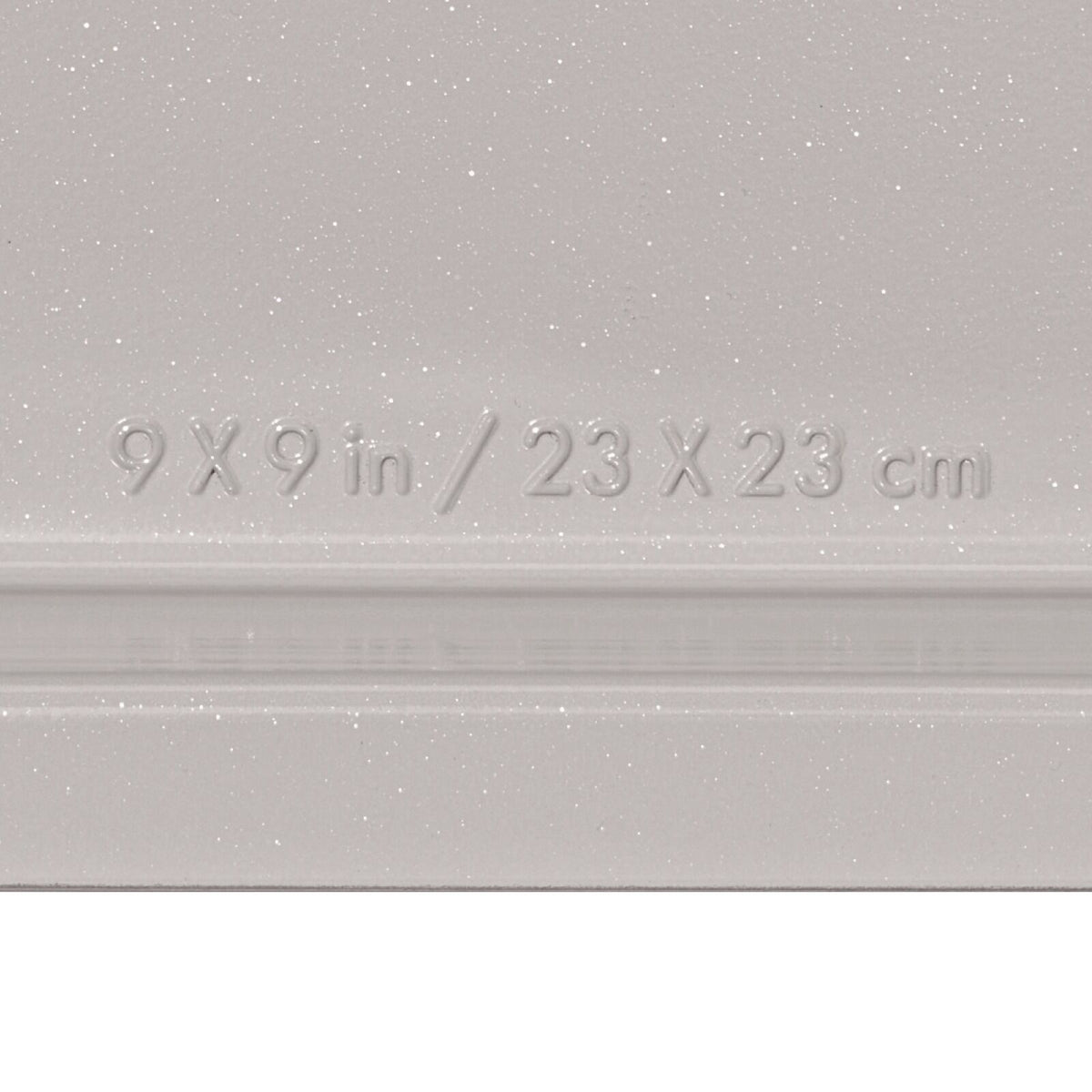 non-stick-pro-ceramic-coated-metal-bakeware-9-square-cake-pan-o7 oxo_9in-square-cake-pan_pdp_06.jpg