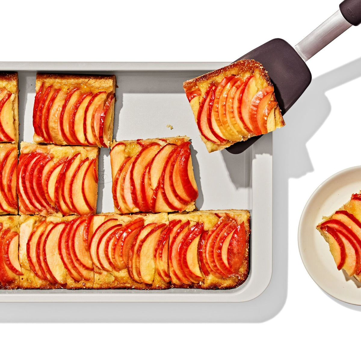 non-stick-pro-ceramic-coated-metal-bakeware-9-x-13-cake-pan-storm-blue-v1 oxo_9x13-cake-pan_pdp_03.jpg