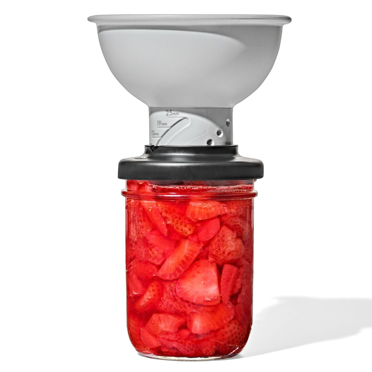 adjustable-funnel-g0 oxo_adjustable-funnel_pdp_03.jpeg