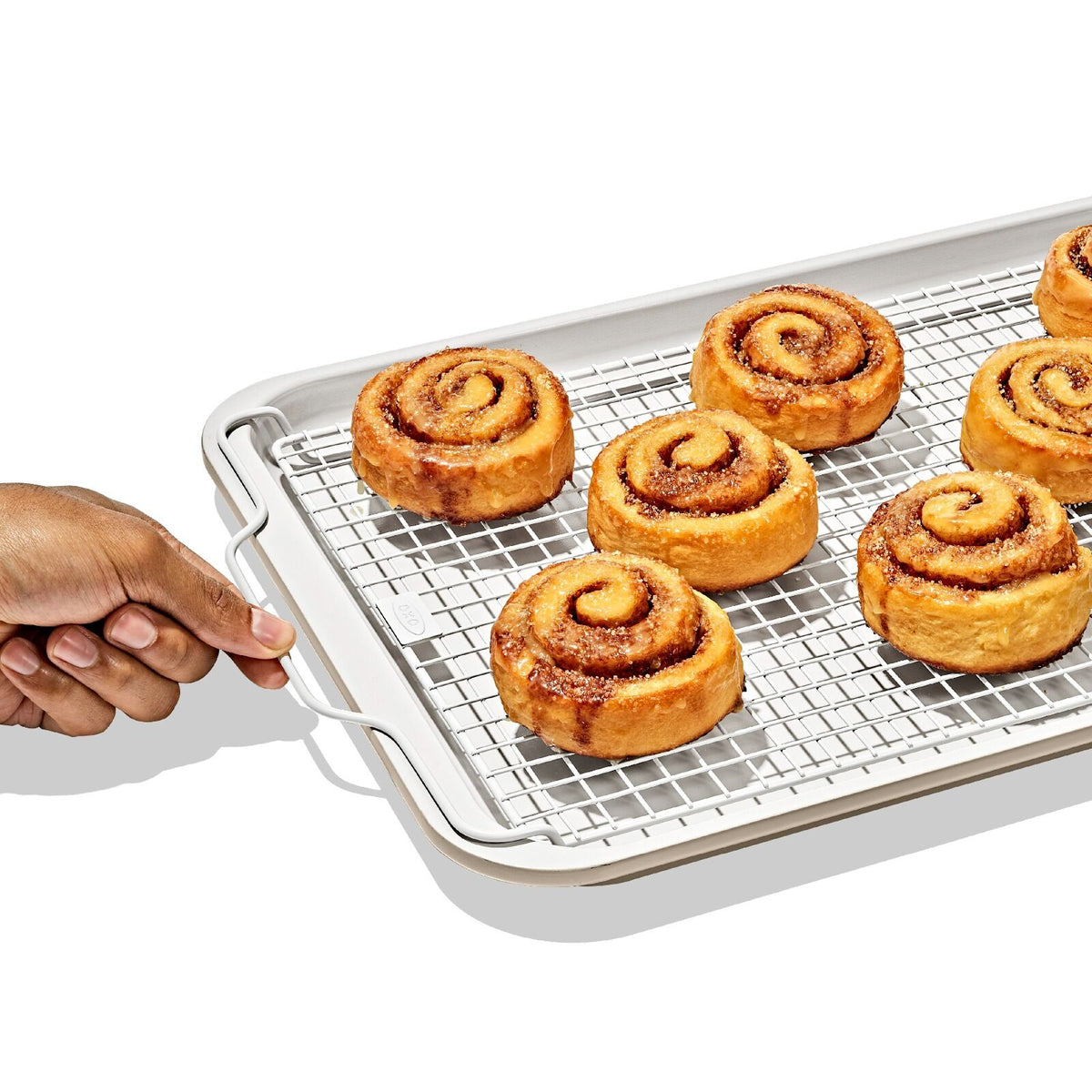 non-stick-pro-ceramic-coated-cooling-and-baking-rack-m5 oxo_ceramic-cooling-rack_pdp_03.jpeg