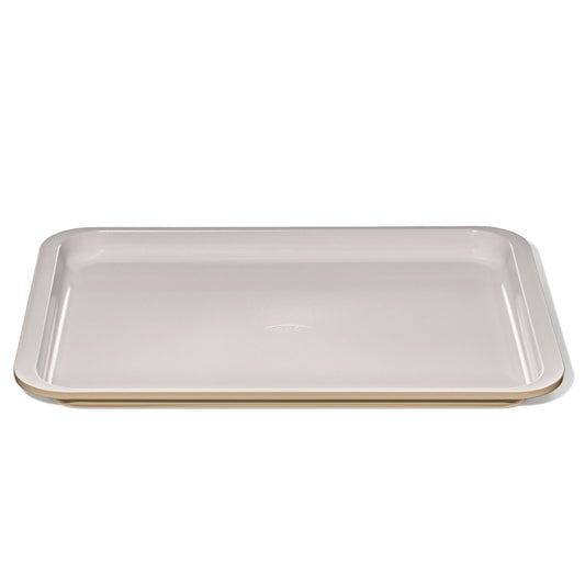 non-stick-pro-ceramic-coated-metal-bakeware-half-sheet-pan-g0 oxo_gg_11415200_half-sheet-pan-biscuit_apdp_00_main_1_.jpg