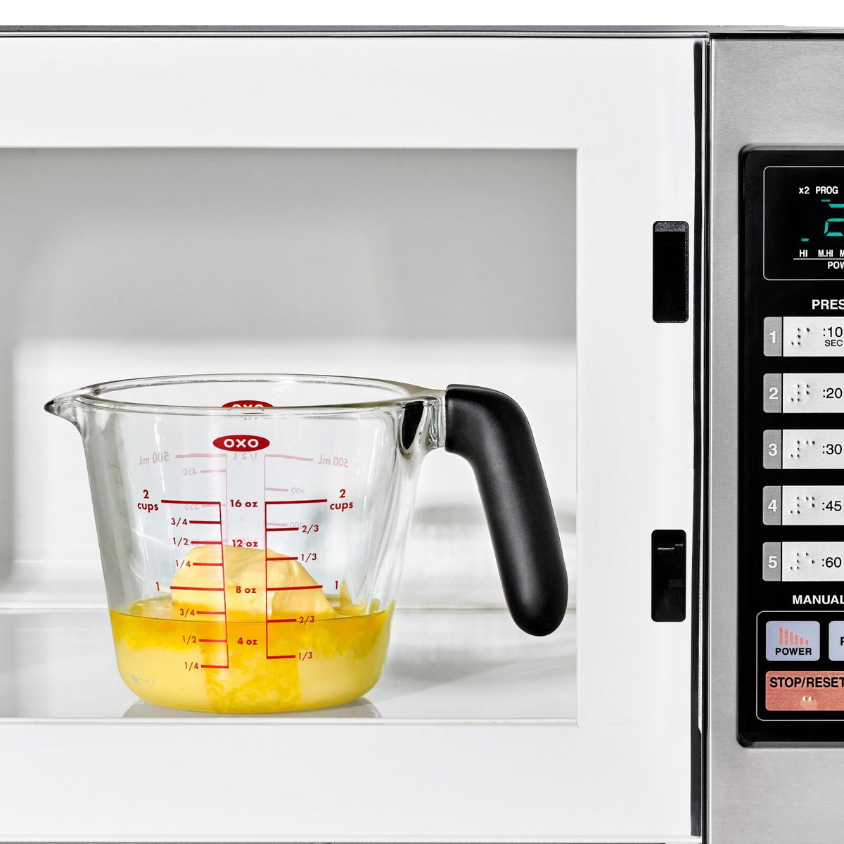 2-cup-glass-measuring-cup-with-lid-e9 oxo_glass_measuring_cup-11382100_029.jpg