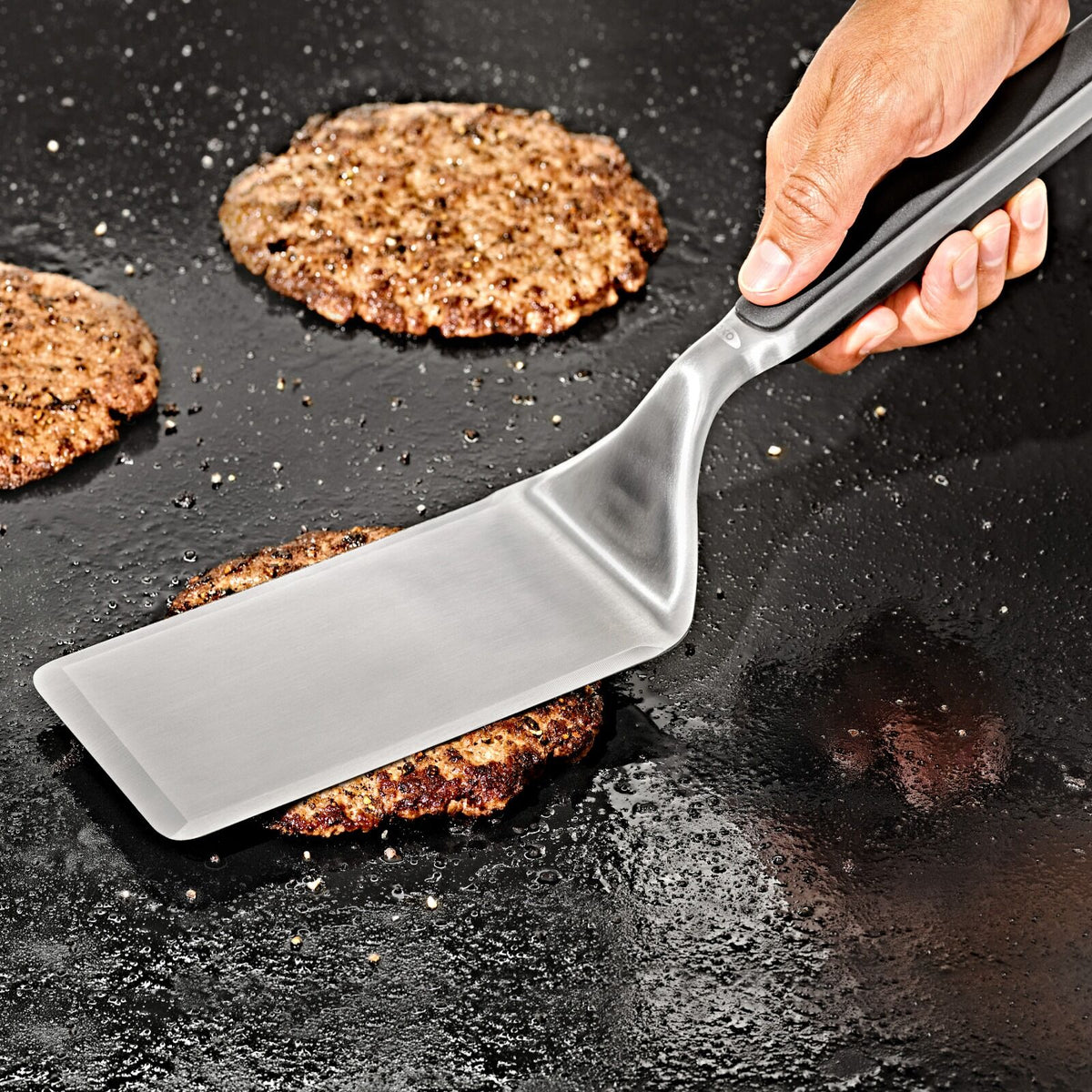 large-griddle-turner-a5 oxo_griddle-turner_pdp_01.jpeg