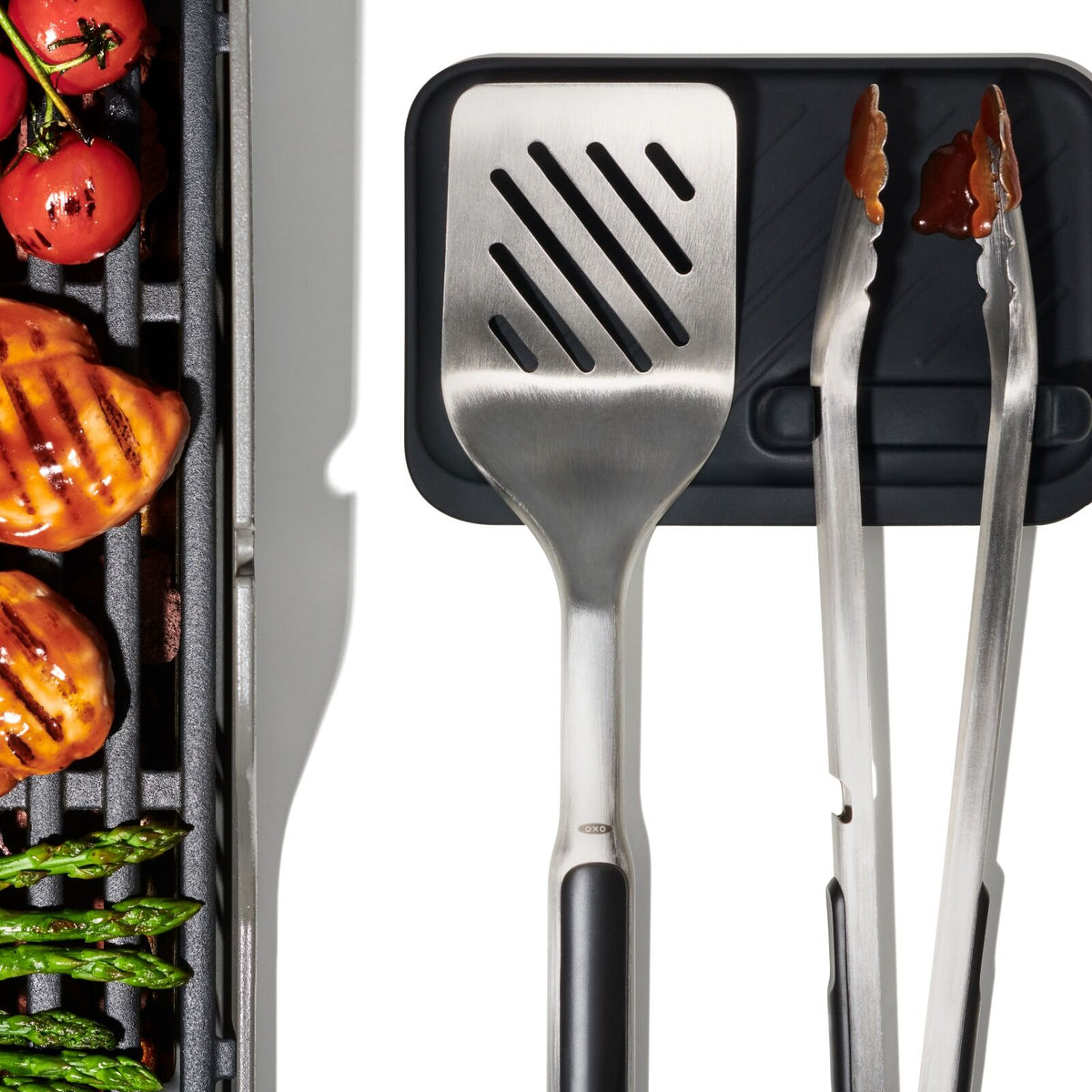outdoor-3-piece-grilling-tool-set-z8 oxo_grilling_tool_set-9110100_013.jpg