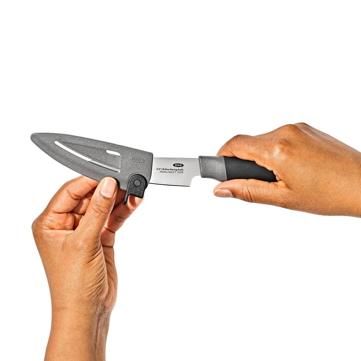 3-5-in-paring-knife-with-locking-sheath-l5 oxo_paring-knife-with-sheath_pdp_02.jpeg