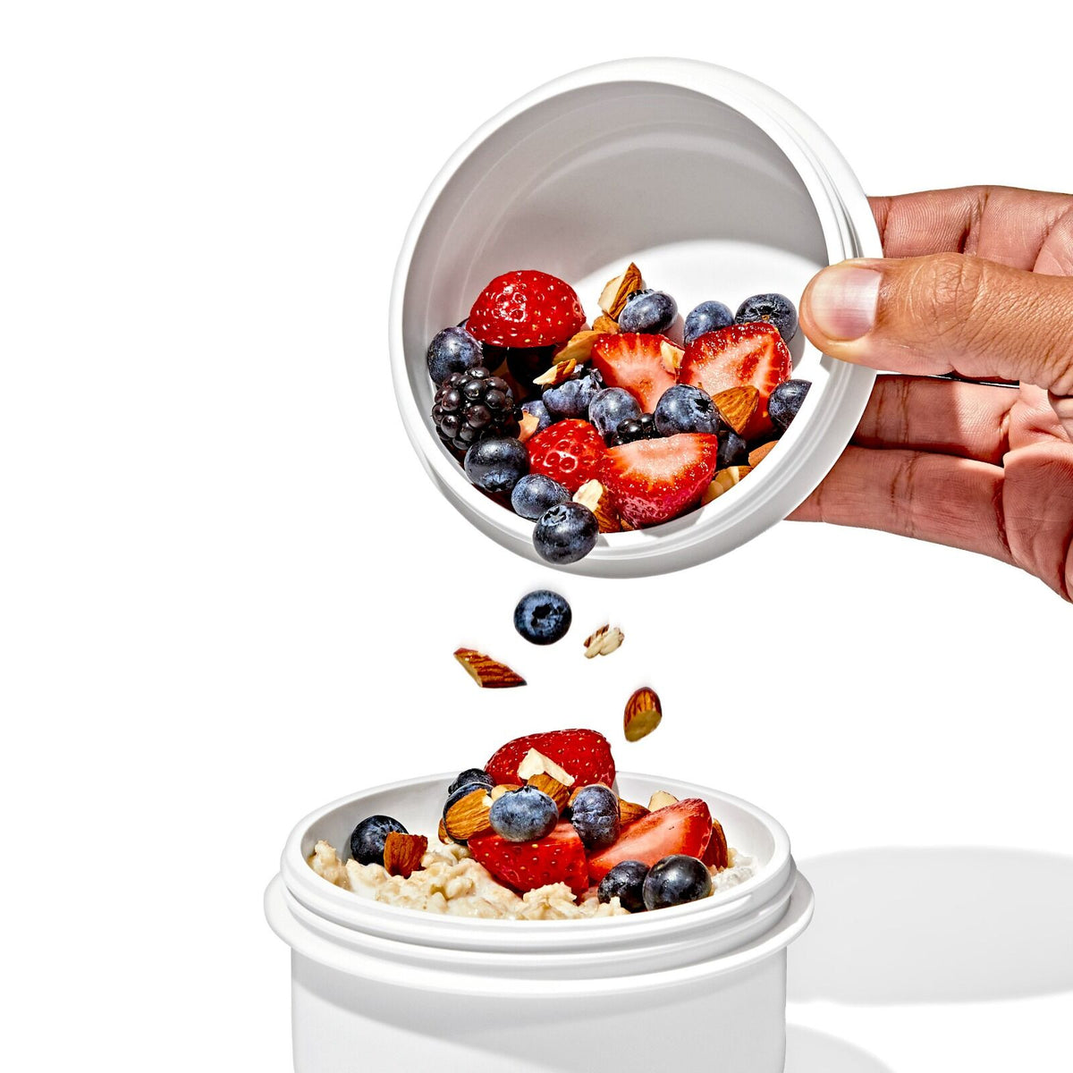 prep-and-go-large-cup-duo-l1 oxo_prep-go-duo-cup_pdp_01_1_.jpeg