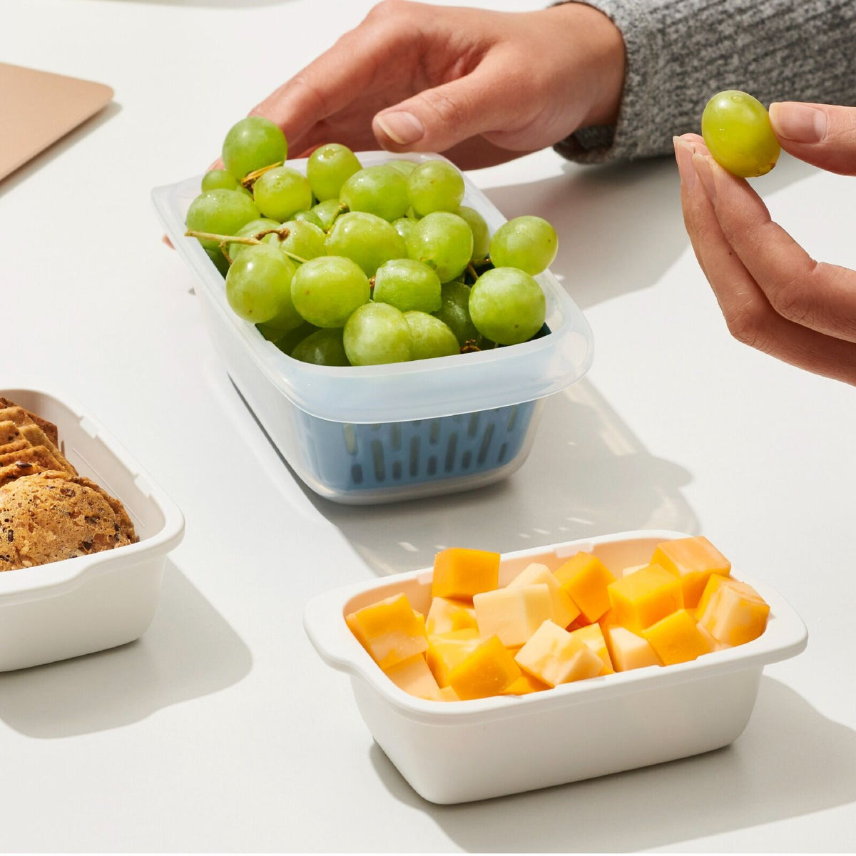 prep-and-go-container-with-colander-h2 oxo_prepgo_container-with-colander_apdp_pdp_04_1_.jpeg
