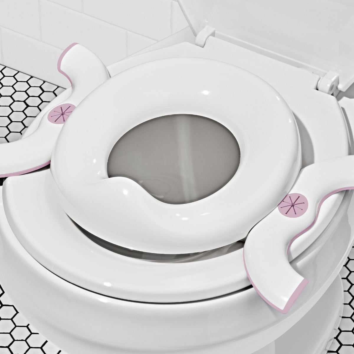 oxo-tot-2-in-1-go-potty-blossom-d2 tot_63172200_2in1-go-potty-blossom_pdp_03.jpeg